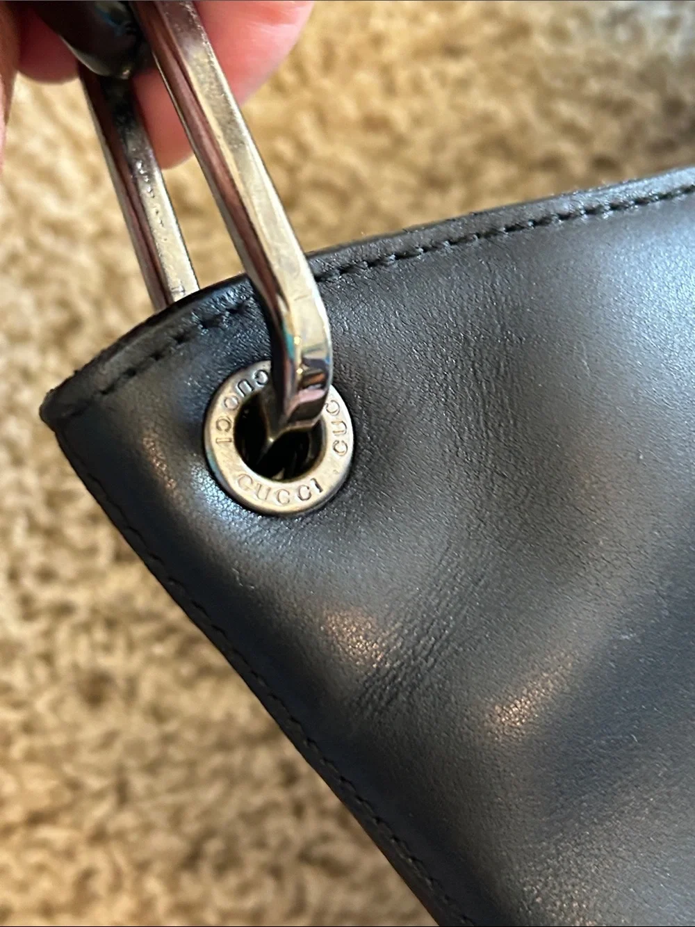 Gucci Bamboo Black Leather Shoulder Bag - Picture 11 of 12